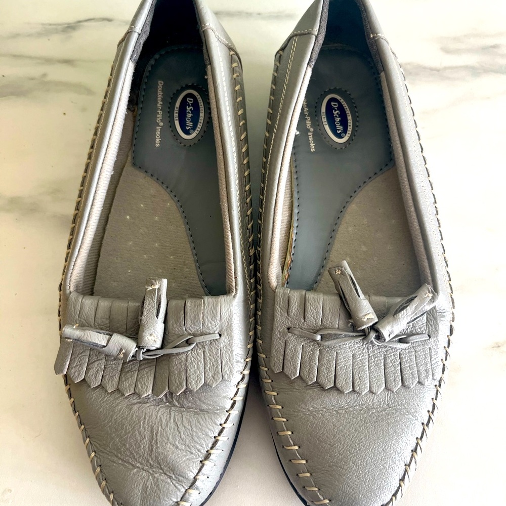 Dr Scholl’s Gray Leather Loafers sz 7.5